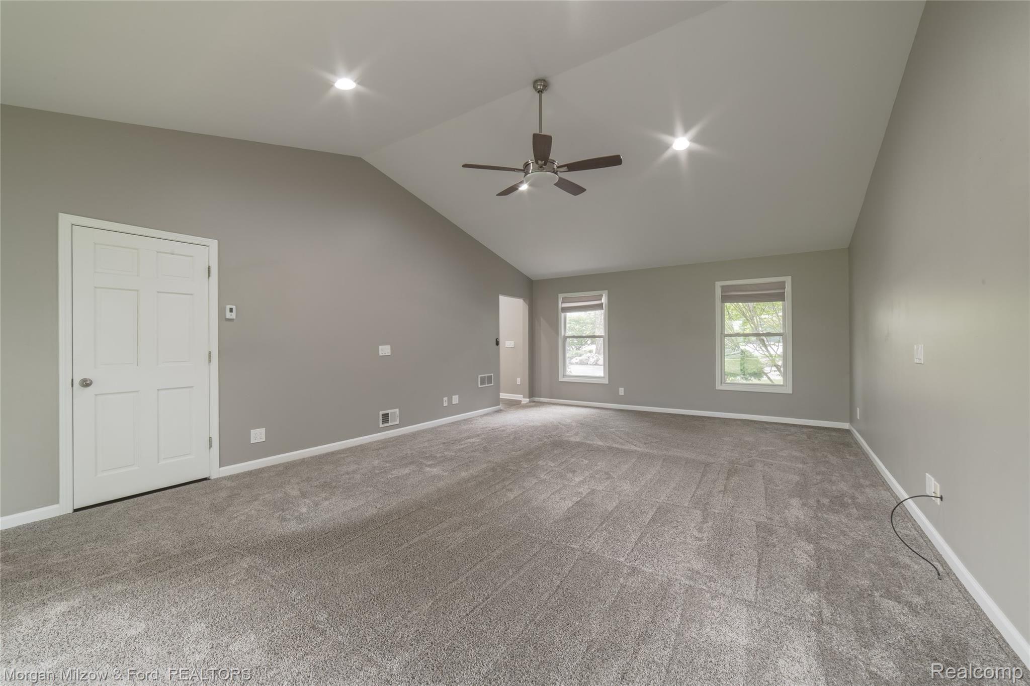 9519 Cedargrove Road Clarkston, MI 48348 - Photo 16 of 58 9515 Cedargrove-18.jpg