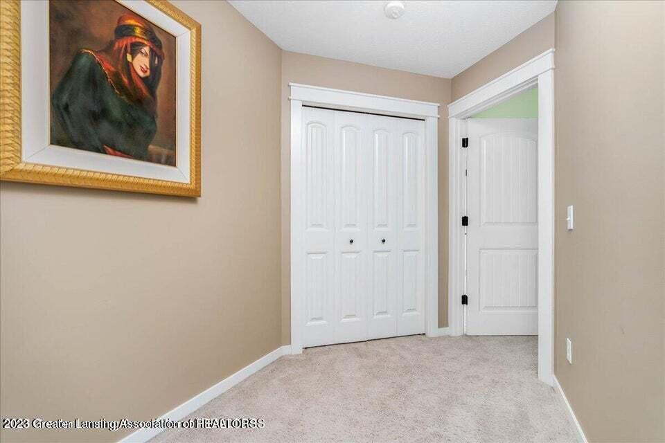 5937 Troyes Road East Lansing, MI 48823 - Photo 17 of 47 20230621145122008359000000-o