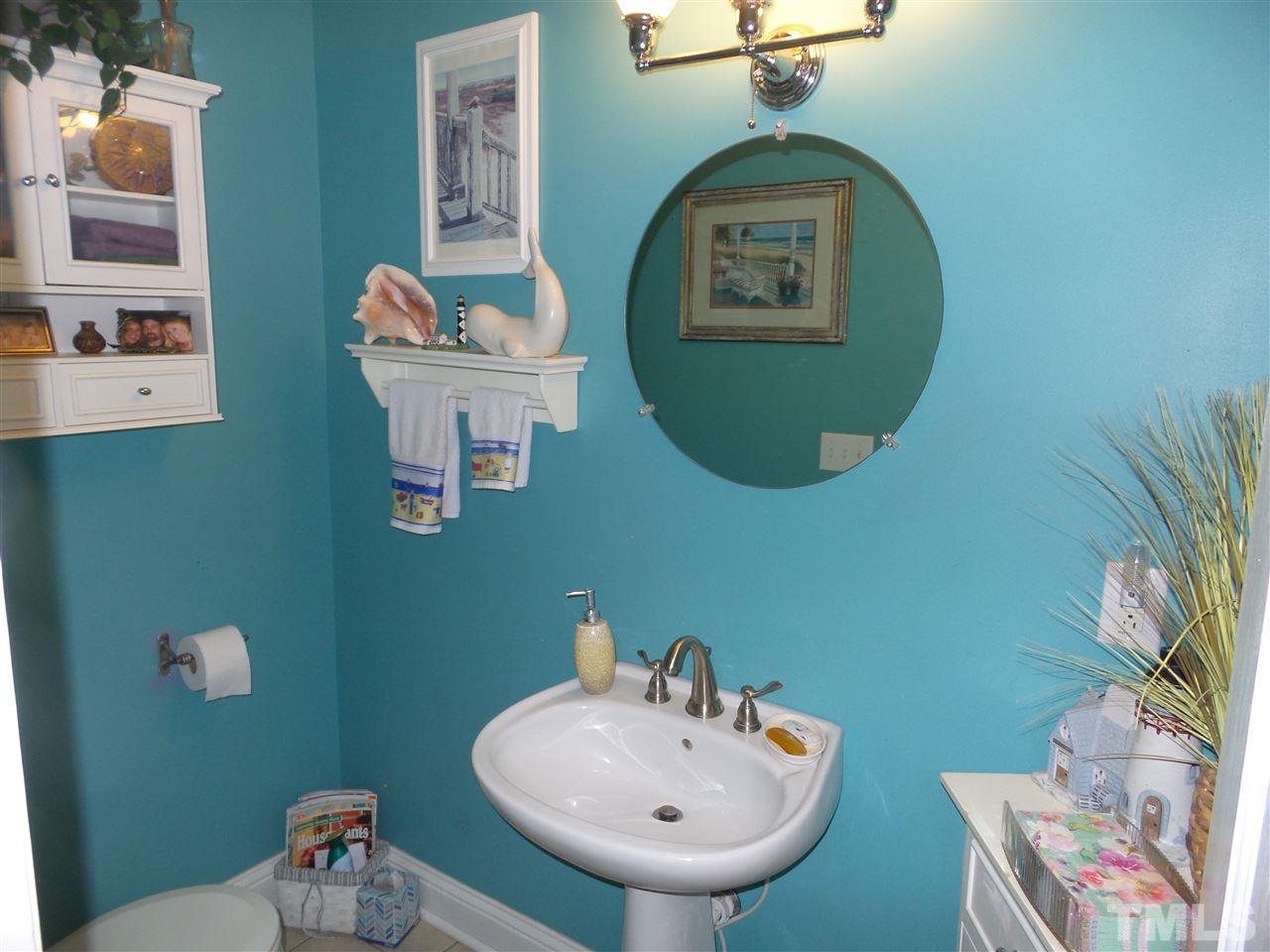 1363 Hinson Road Dunn, NC 28334 - Photo 17 of 25 Gallery Image 17