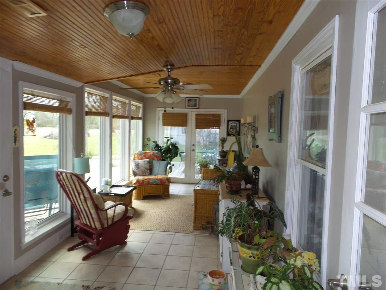 1363 Hinson Road Dunn, NC 28334 - Photo 10 of 25 Gallery Image 10