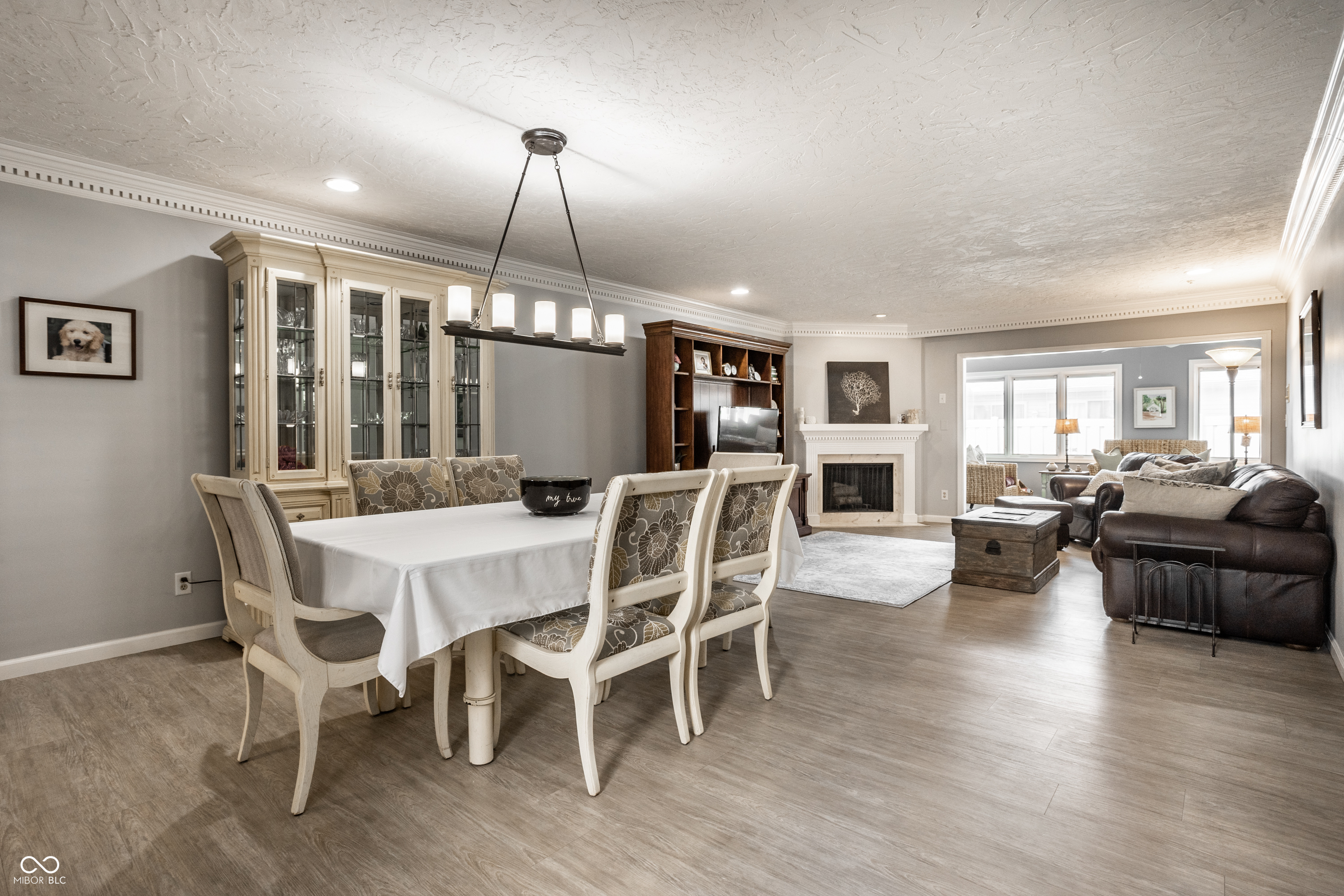 8406 Quail Hollow Road Indianapolis, IN 46260 - Photo 6 of 46 Gallery Image 6