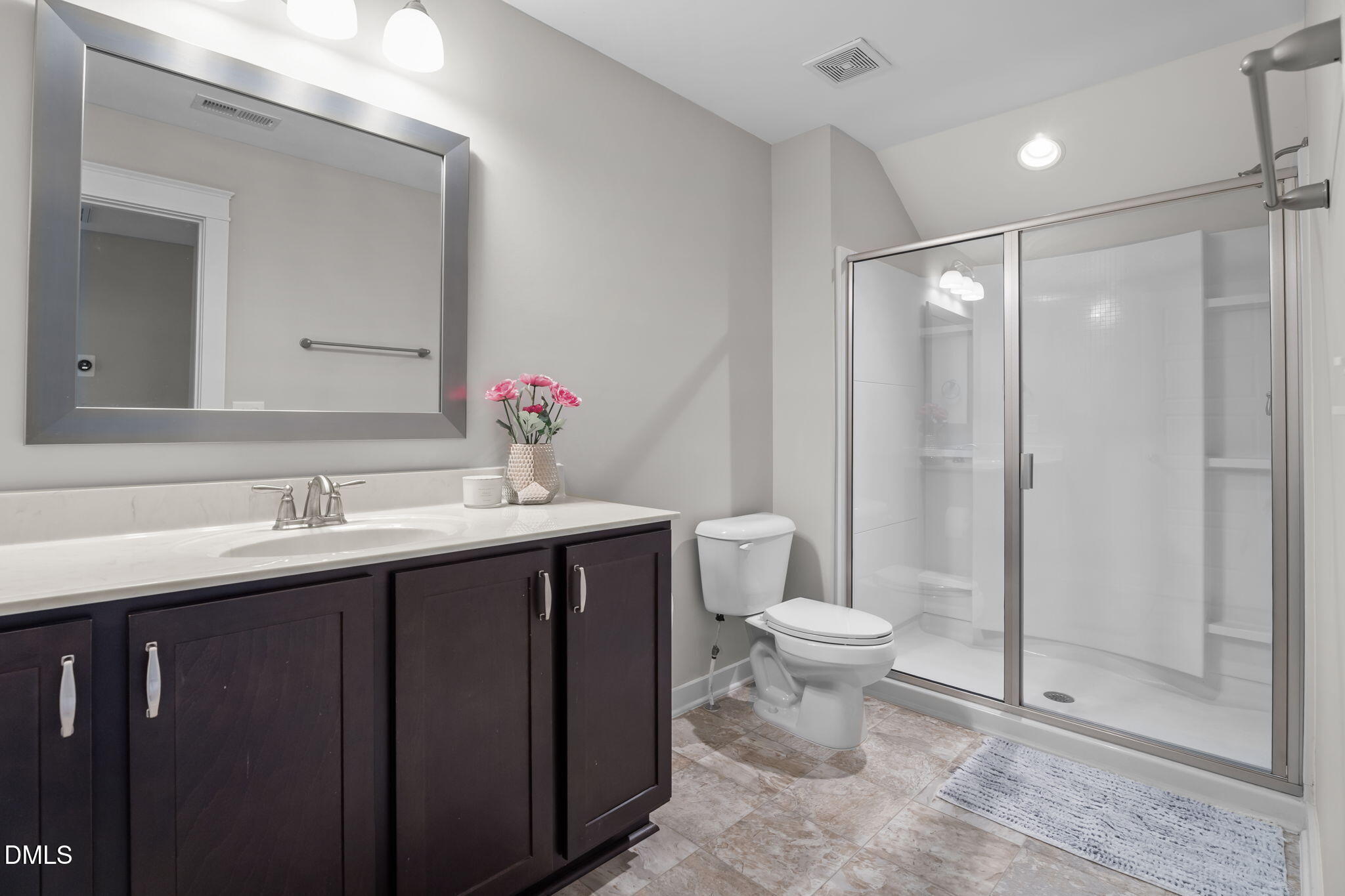 6212 Pesta Court Raleigh, NC 27612 - Photo 27 of 52 3rd floor bath
