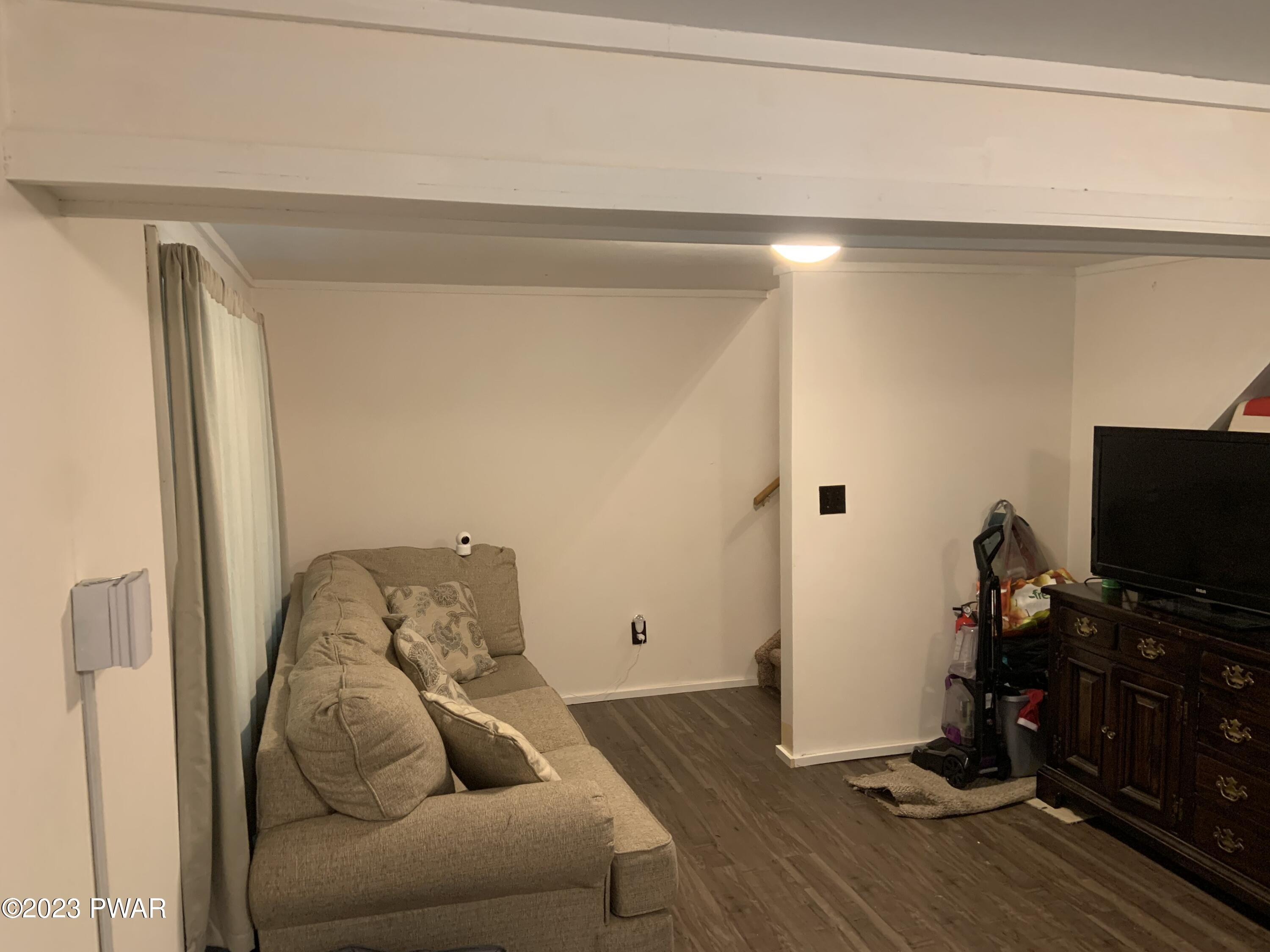 127 White Deer Road Milford, PA 18337 - Photo 8 of 19