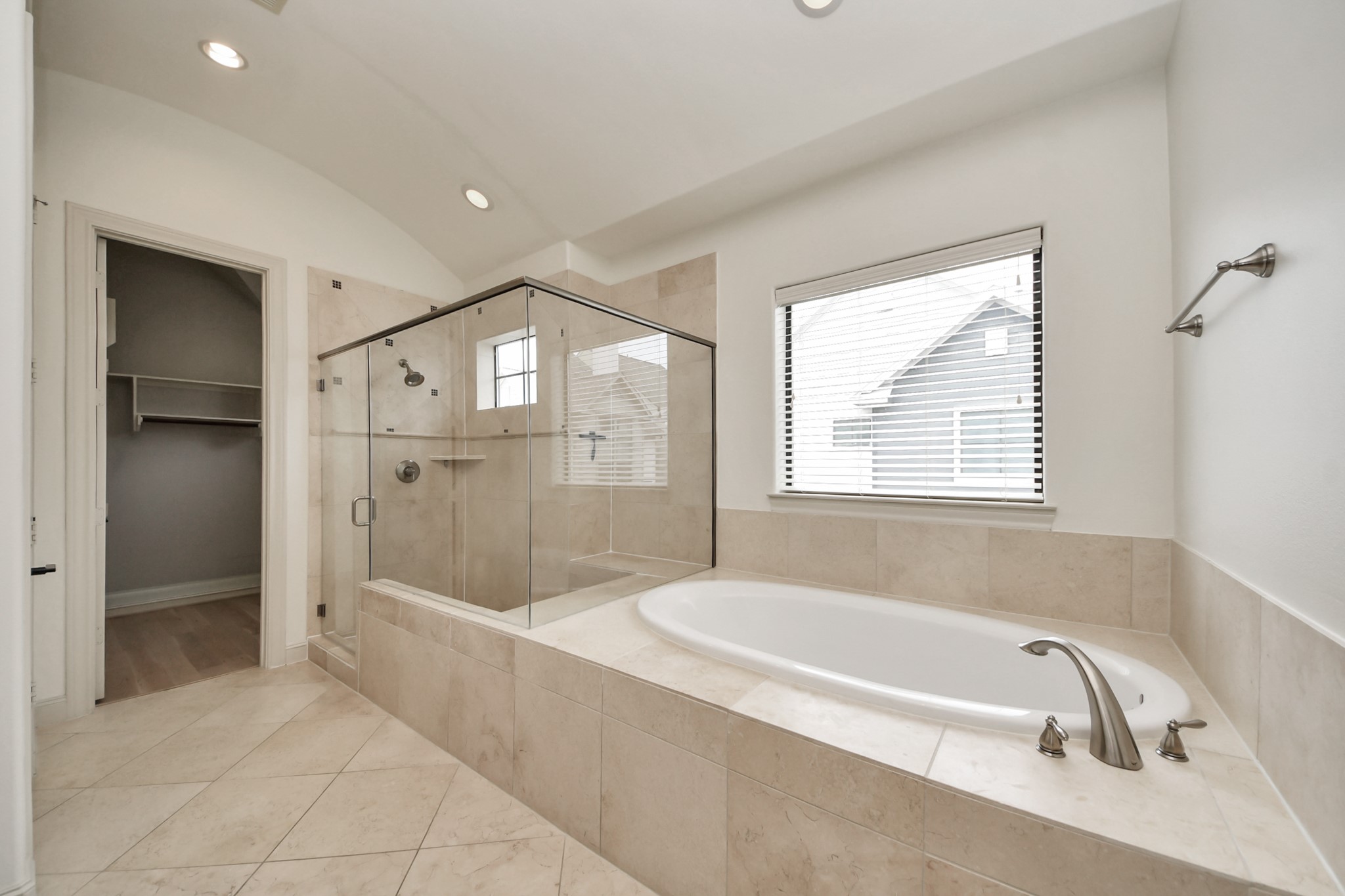 3229 Maxroy Street Houston, TX 77008 - Photo 34 of 43