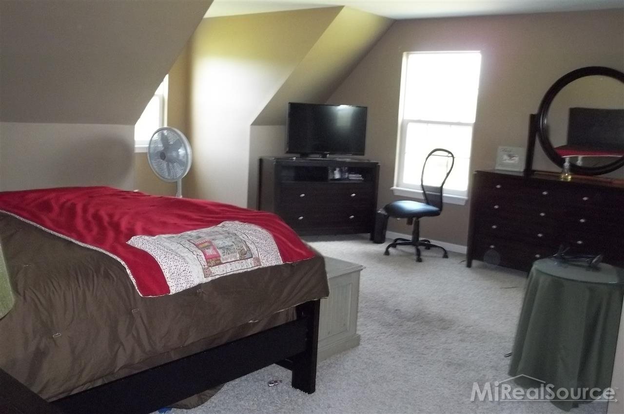 5593 Babcock Road Lexington, MI 48450 - Photo 9 of 15 31165222-8.JPG