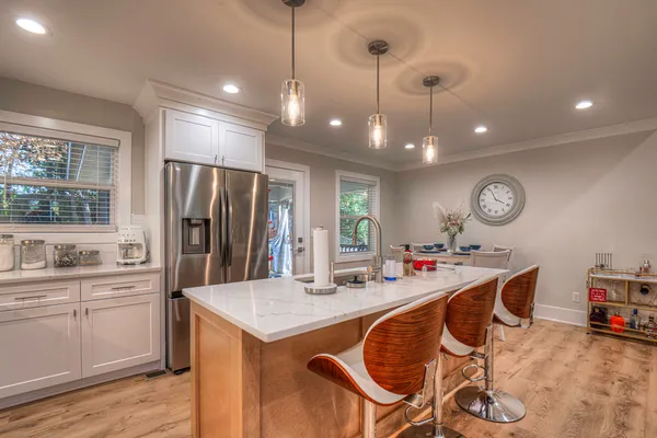 $399,900 | 2022 North Concord Road, Chattanooga, TN 37421