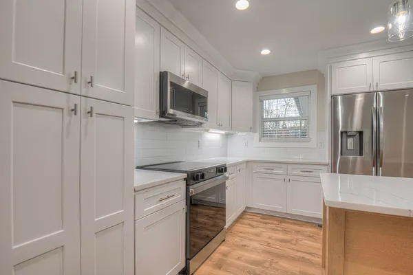 $399,900 | 2022 North Concord Road, Chattanooga, TN 37421