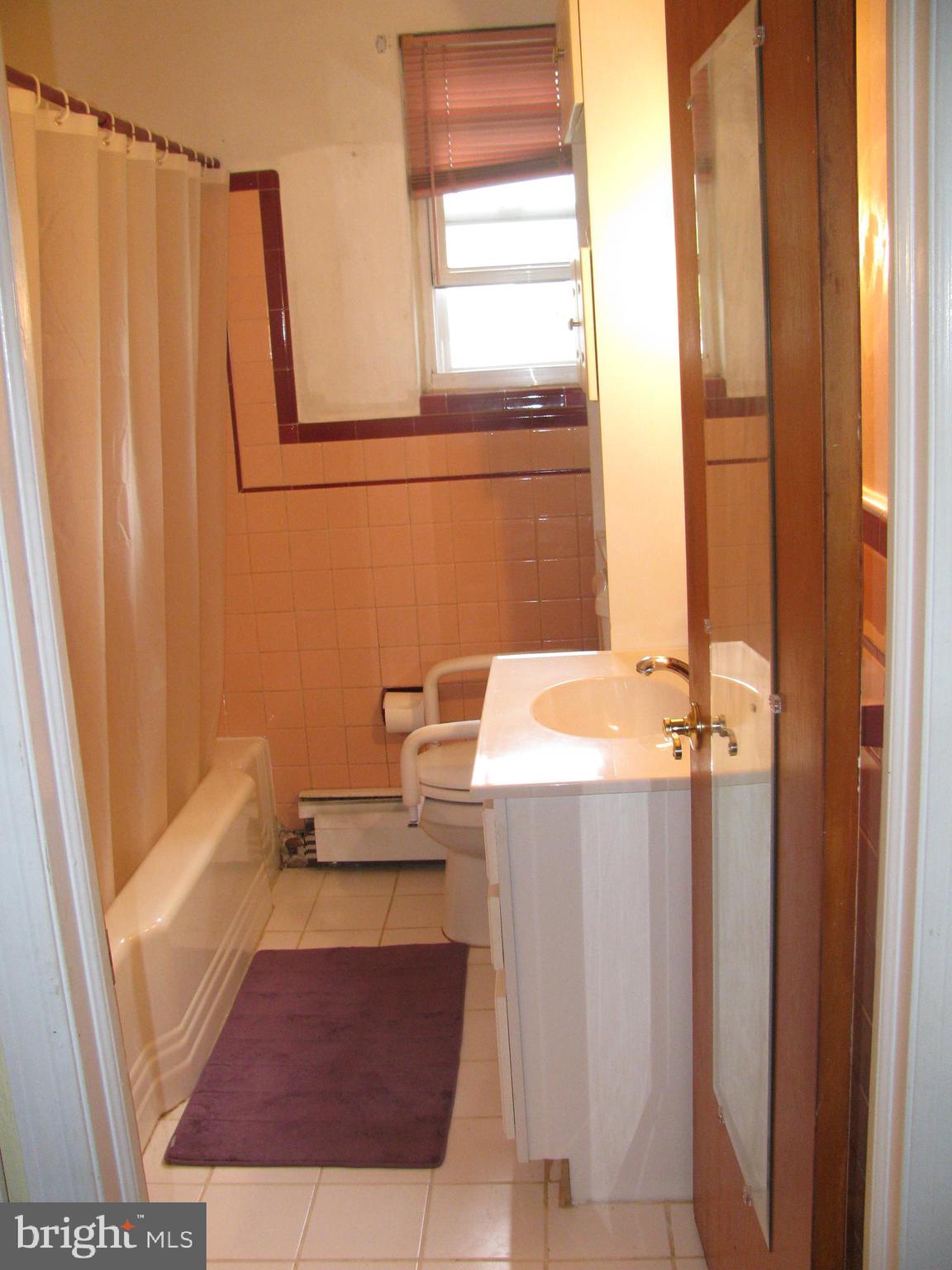 412 Michell Street Ridley Park, PA 19078 - Photo 9 of 57 Hallway restroom