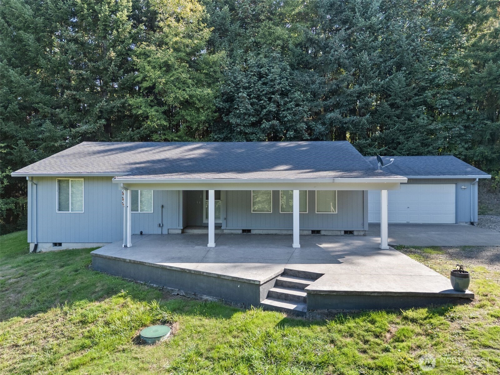 410 Vivian Road Kalama, WA 98625 - Photo 1 of 39 Gallery Image 1