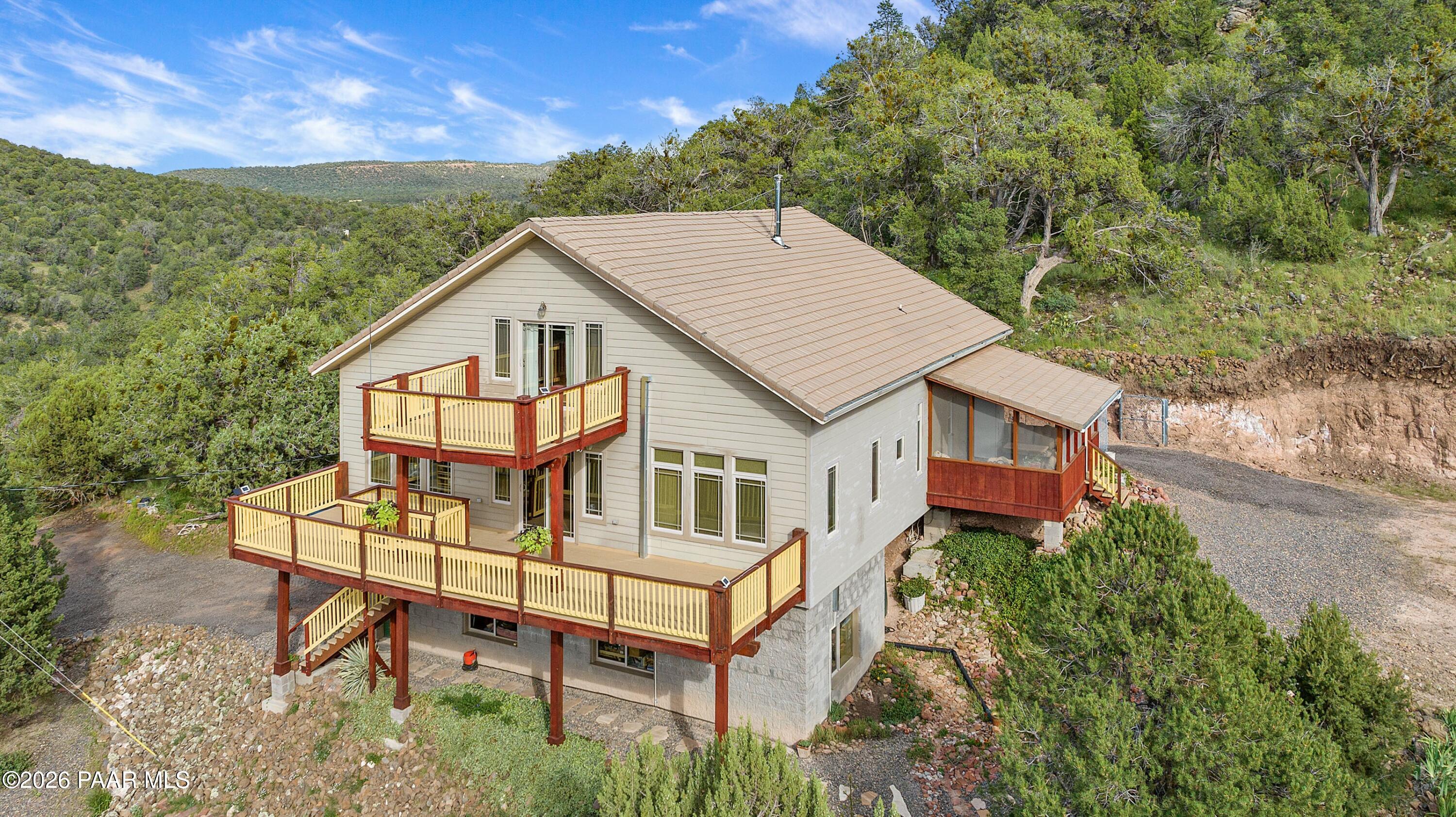 32957 Bucks Road Seligman, AZ 86337 - Photo 1 of 40 Front of Home