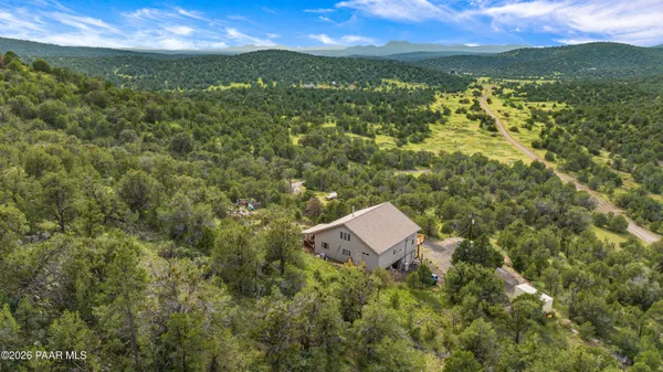 $549,900 | 32957 Bucks Road, Seligman, AZ 86337