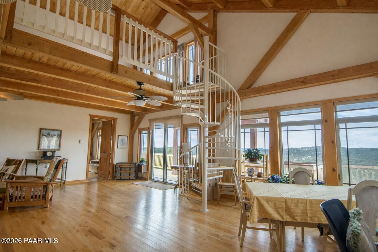 32957 Bucks Road Seligman, AZ 86337 - Photo 8 of 40 living room