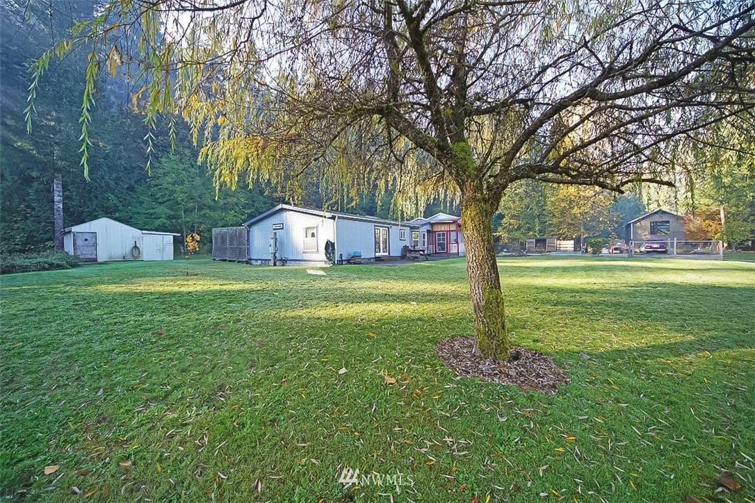 113 Skinner Road Randle, WA 98377 - Photo 6 of 25 Gallery Image 6