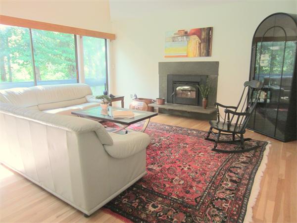 123 Silver Hill Road Concord, MA 01742 - Photo 2 of 21 Gallery Image 2