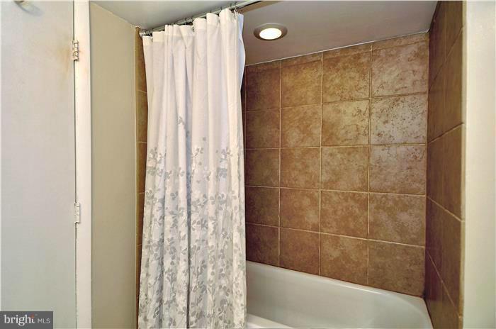 9905 Woodburn Road Silver Spring, MD 20901 - Photo 15 of 29 Bath