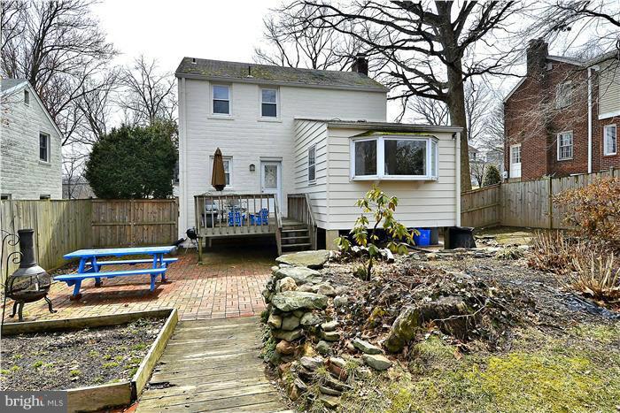 9905 Woodburn Road Silver Spring, MD 20901 - Photo 17 of 29 Exterior (Rear)