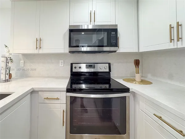 $449,900 | 2933 Northwest 48th Terrace, Miami, FL 33142