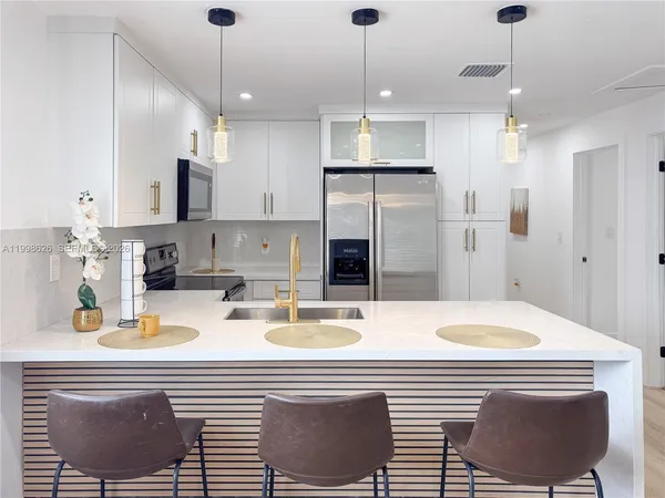 $449,900 | 2933 Northwest 48th Terrace, Miami, FL 33142