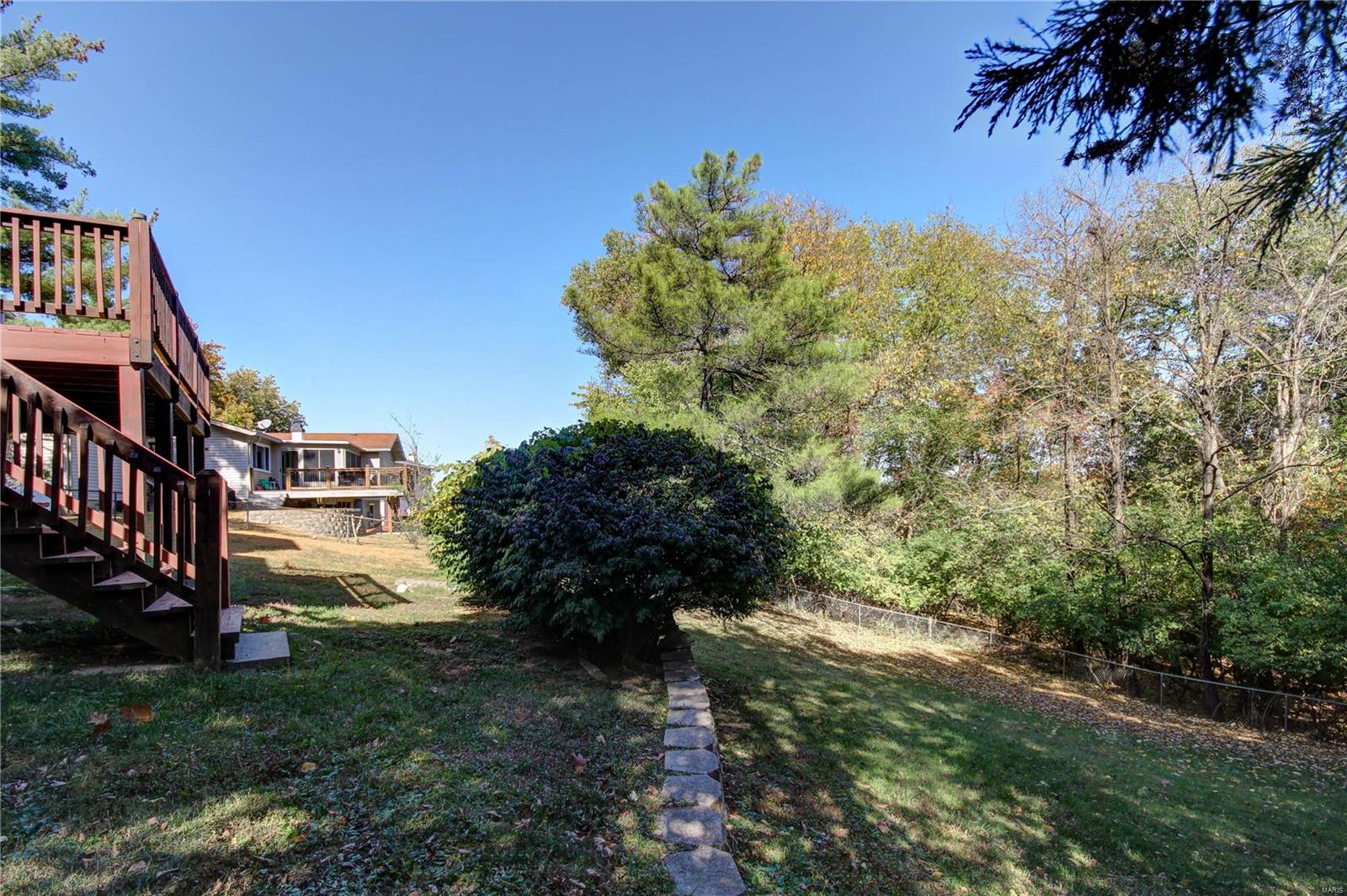 254 Braeshire Drive Ballwin, MO 63021 - Photo 32 of 36 Gallery Image 32