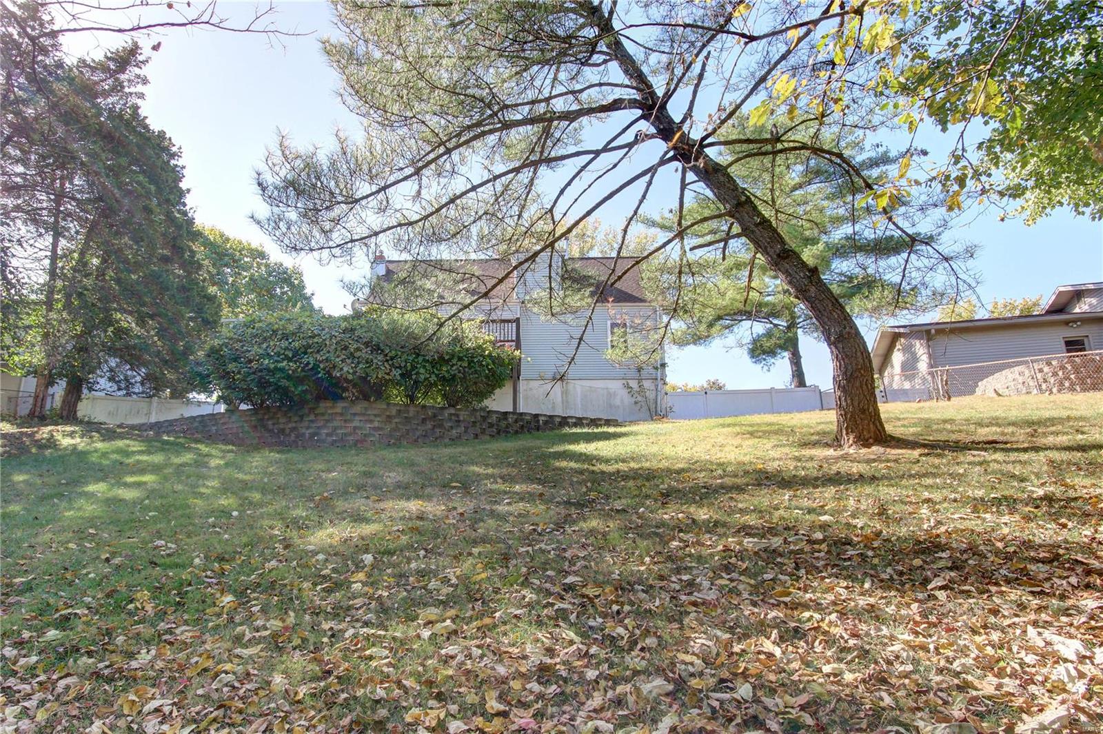254 Braeshire Drive Ballwin, MO 63021 - Photo 35 of 36 Gallery Image 35