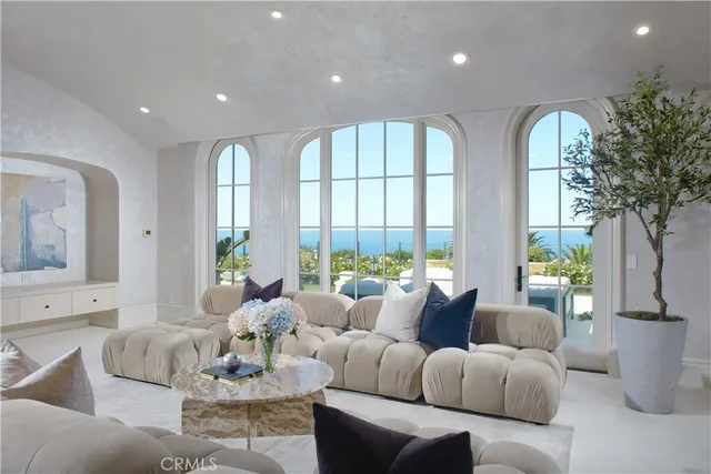 $26,660,000 | 3 Island Vista, Newport Coast, CA 92657