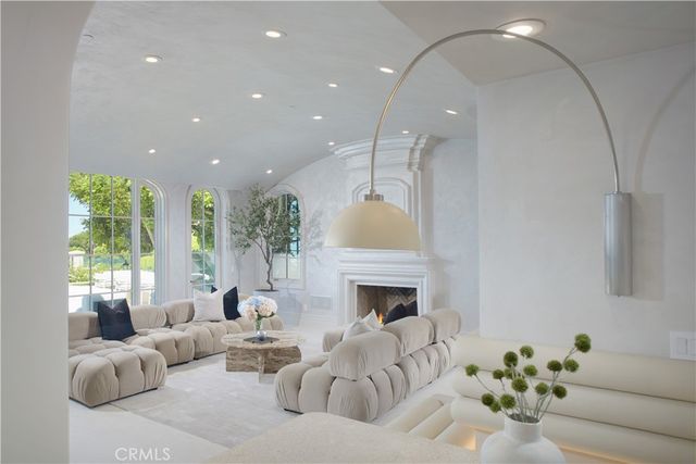 $27,395,000 | 3 Island Vista, Newport Coast, CA 92657