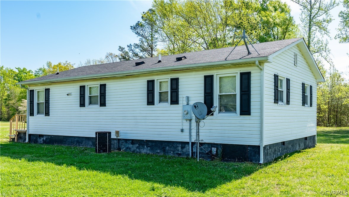 1802 Vessel's Road Newtown, VA 23126 - Photo 21 of 24 Gallery Image 21