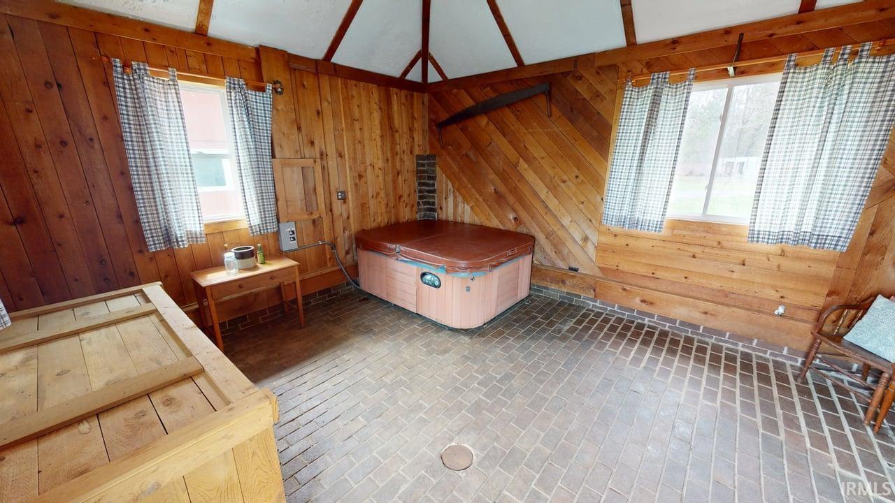 4386 Luse Road Monticello, IN 47960 - Photo 20 of 27