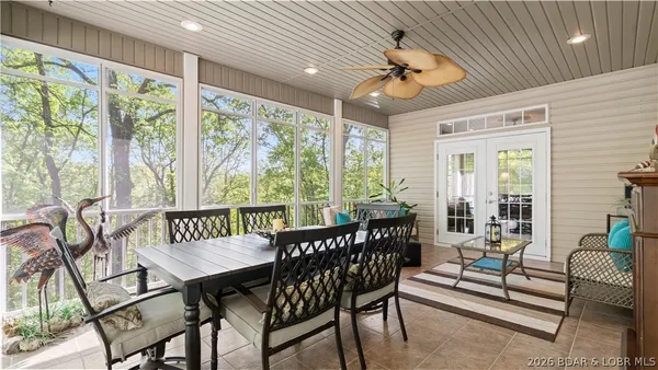 $599,000 | 86 Beacon Hill Drive, Lake Ozark, MO 65049