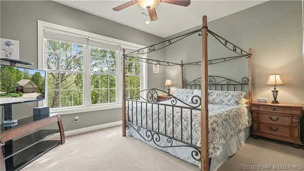 $599,000 | 86 Beacon Hill Drive, Lake Ozark, MO 65049