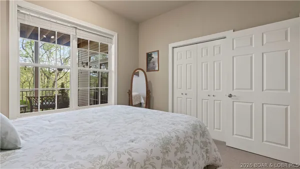 $599,000 | 86 Beacon Hill Drive, Lake Ozark, MO 65049
