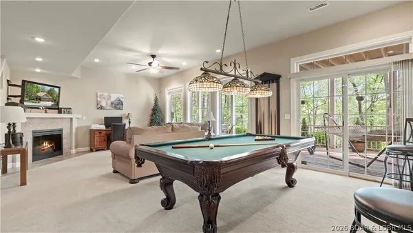 $599,000 | 86 Beacon Hill Drive, Lake Ozark, MO 65049
