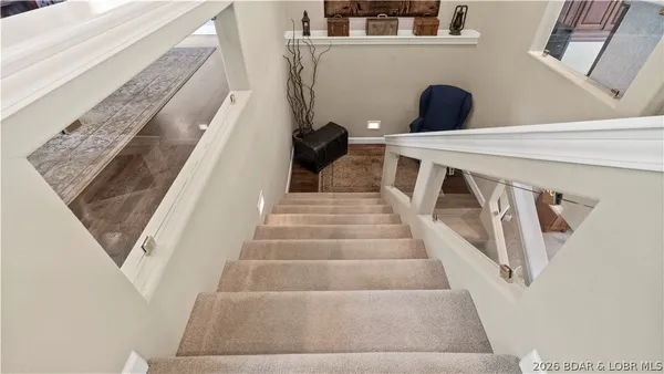 $599,000 | 86 Beacon Hill Drive, Lake Ozark, MO 65049