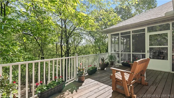 $599,000 | 86 Beacon Hill Drive, Lake Ozark, MO 65049