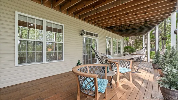 $599,000 | 86 Beacon Hill Drive, Lake Ozark, MO 65049