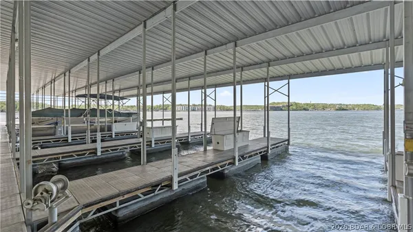 $599,000 | 86 Beacon Hill Drive, Lake Ozark, MO 65049