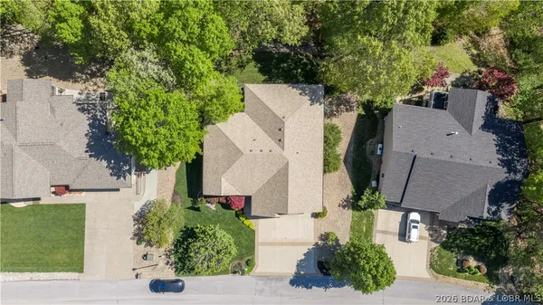 $599,000 | 86 Beacon Hill Drive, Lake Ozark, MO 65049