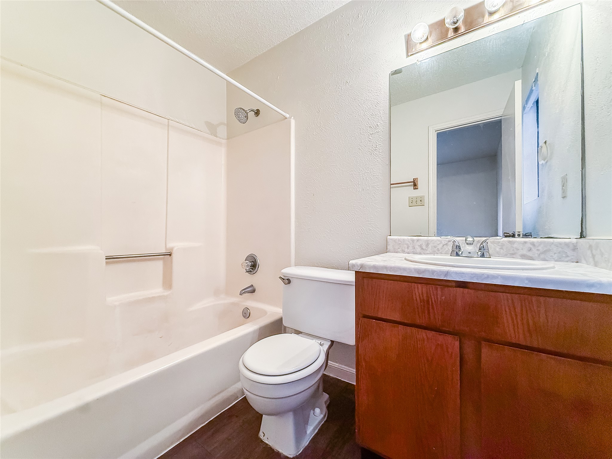 2014 Alex Avenue, Unit B Austin, TX 78728 - Photo 14 of 24 Primary Bathroom with a combined Shower and Tub
