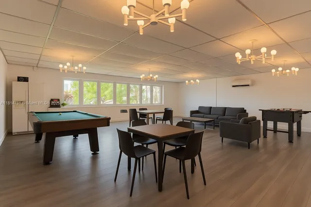 $484,000 | 120 Golden Isles Drive, Unit 33B, Hallandale Beach, FL 33009