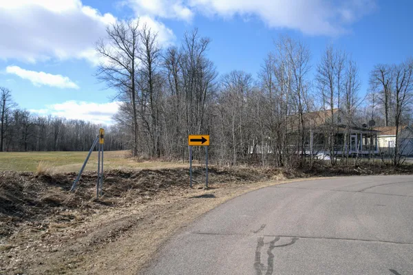 $350,000 | 40491 Par 5 Drive, Onamia, MN 56359