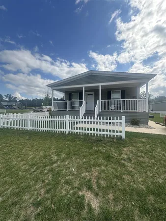 $124,000 | 83 Viking Drive Northwest, Sparta, MI 49345