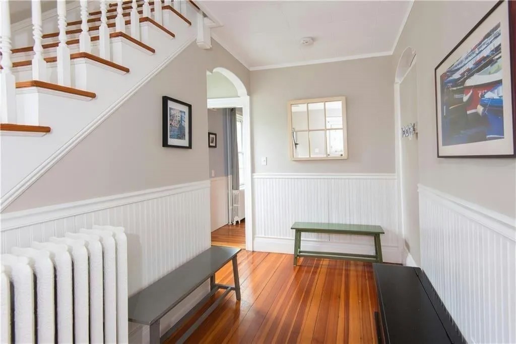 20 Carroll Avenue Newport, RI 02840 - Photo 11 of 26