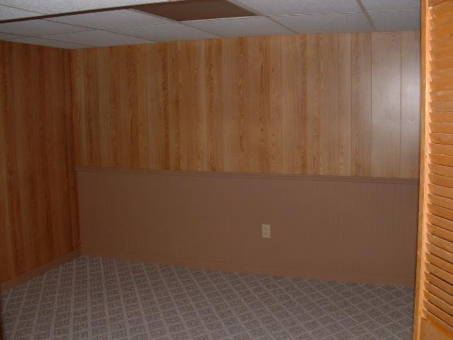 3312 Frontier Road Northwest Roanoke, VA 24012 - Photo 6 of 6 Family room