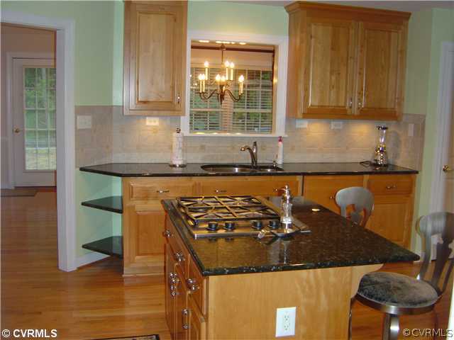 2128 Flint Hill Road Powhatan, VA 23139 - Photo 3 of 12 Kitchen - Gourmet w granite, backsplash, eat in ar