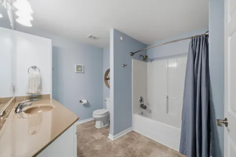 $329,900 | 370 East Veterans Way, Unit 5, Mukwonago, WI 53149