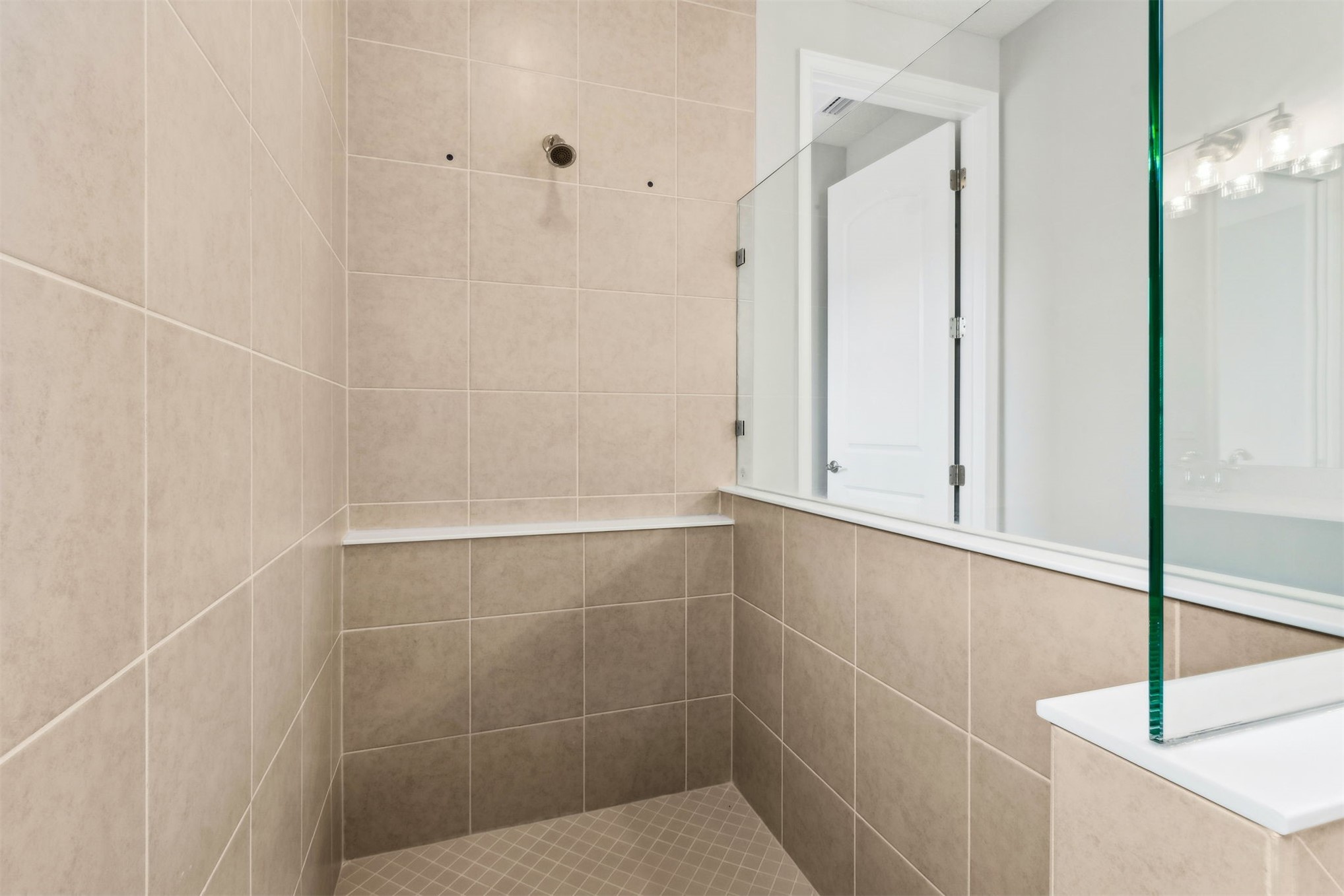 85236 Sandy Rdg Loop Yulee, FL 32097 - Photo 11 of 19 a bathroom with a shower
