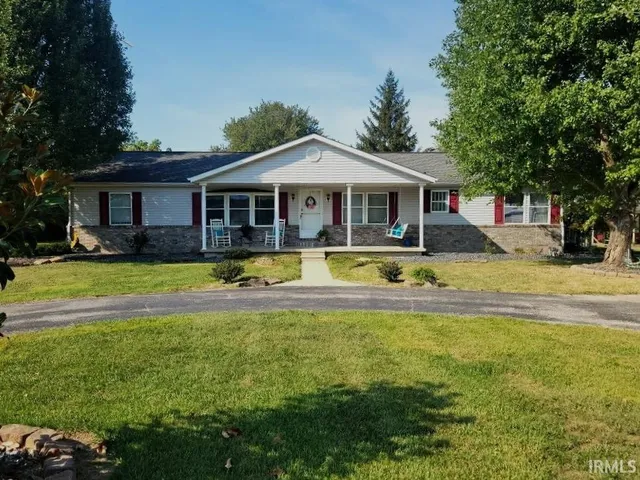 $319,000 | 6442 East 100 North, Montgomery, IN 47558