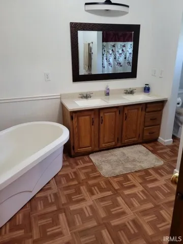 $319,000 | 6442 East 100 North, Montgomery, IN 47558