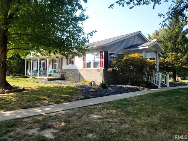 $319,000 | 6442 East 100 North, Montgomery, IN 47558