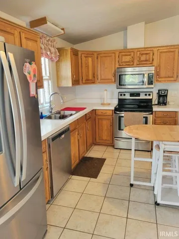 $319,000 | 6442 East 100 North, Montgomery, IN 47558